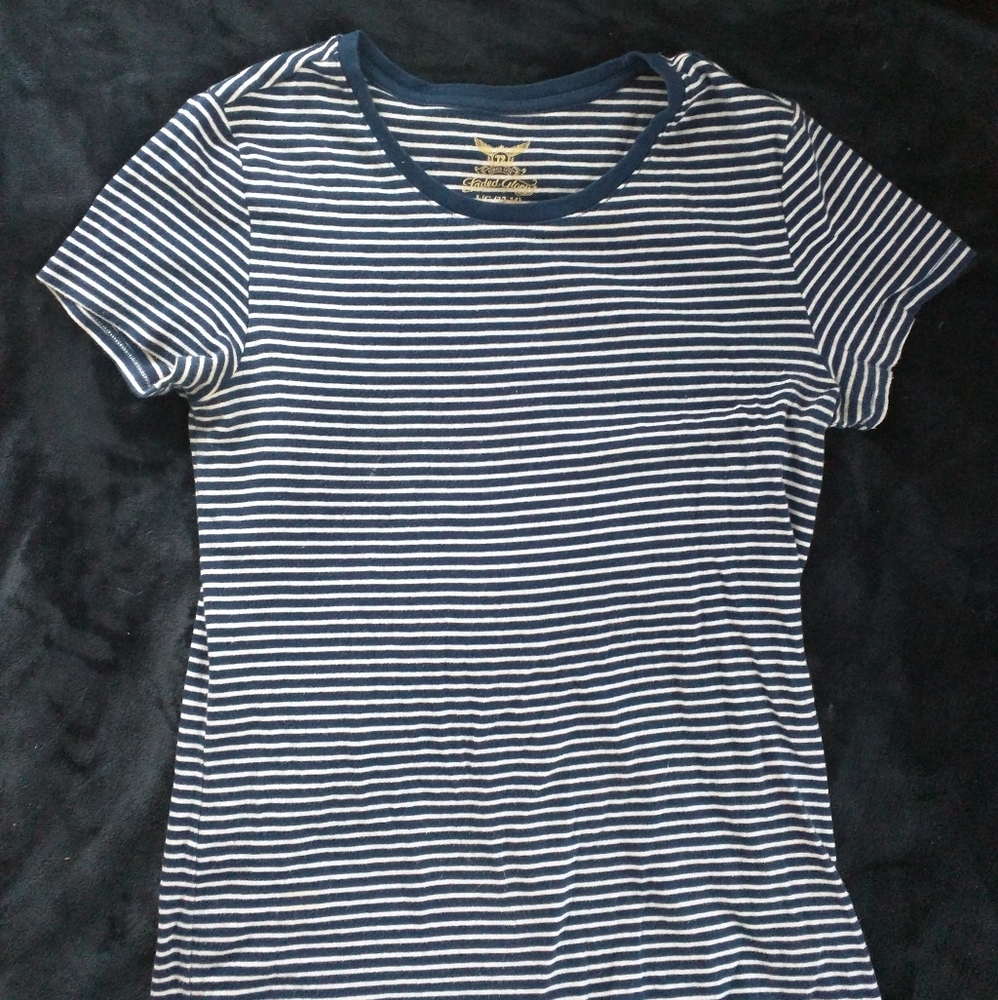 Striped t-shirt! [BUNDLE ONLY]